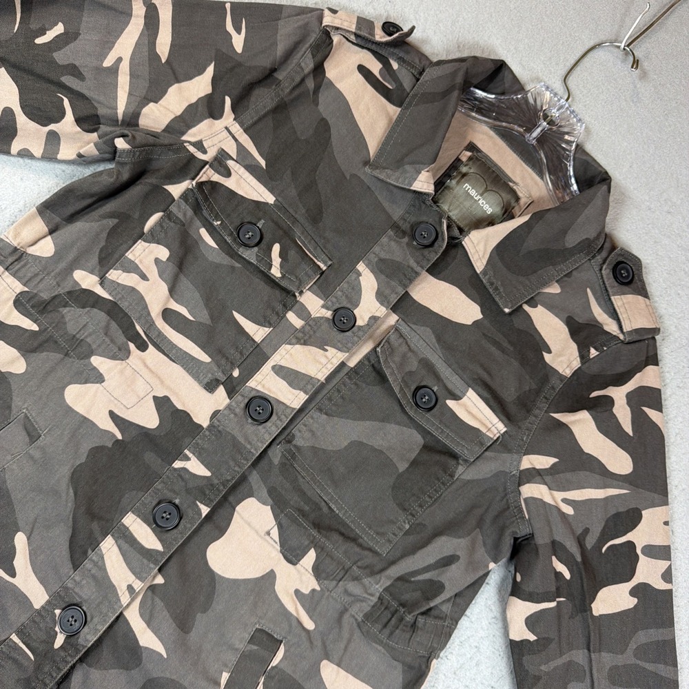 Maurices Green Camouflage Utility Coat Shirt Jacket Button & pockets Medium